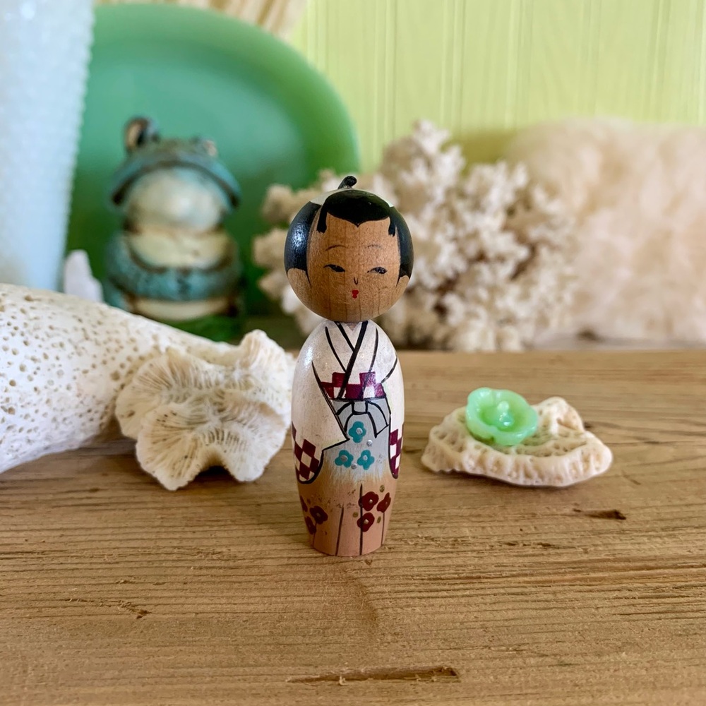 Vintage Wooden Doll 🎐